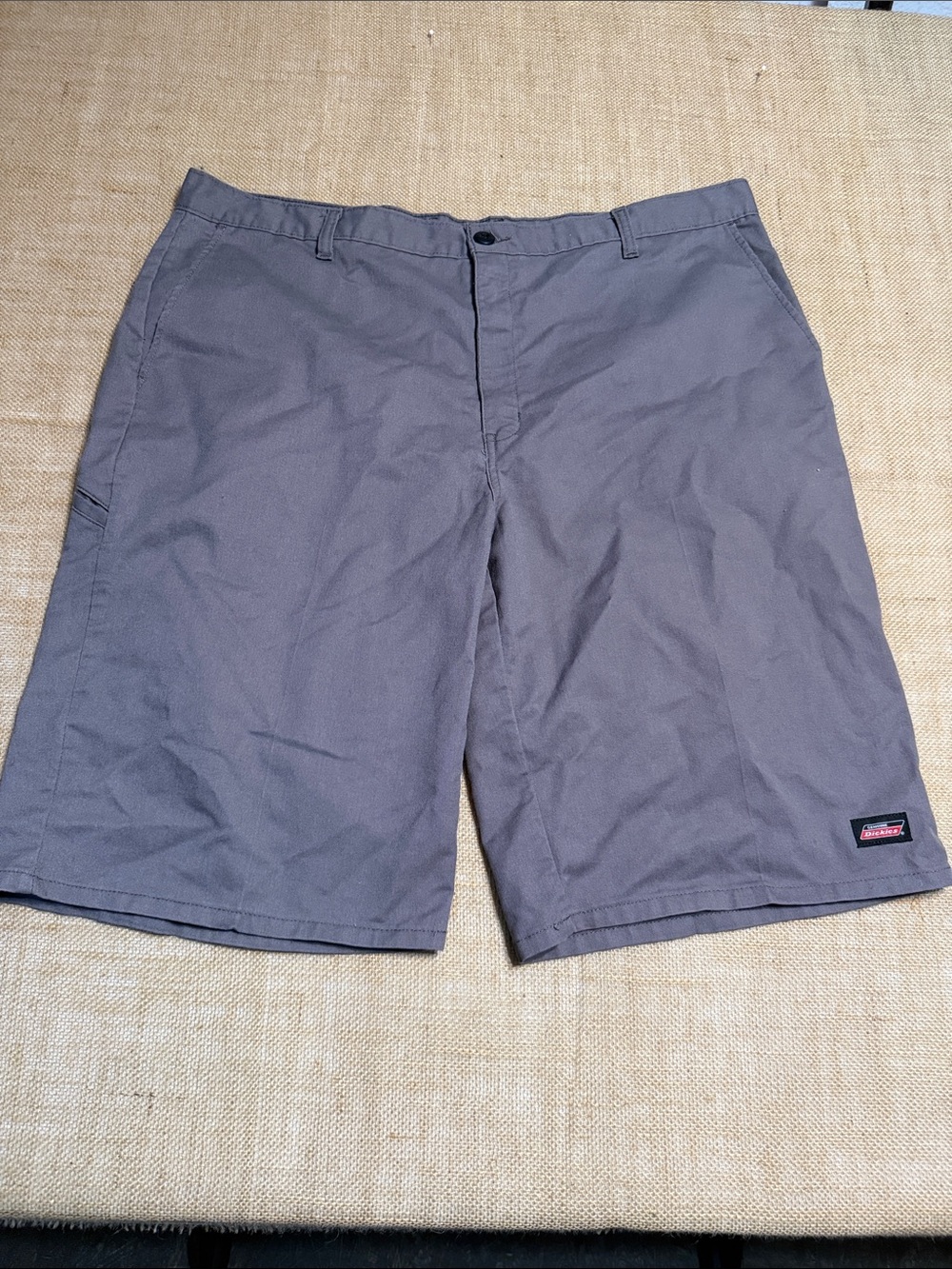 Dickies Men’s Gray Flat-Front Work Shorts